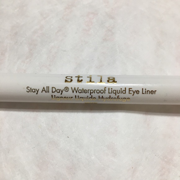 🧠 Stila Free with purchase Eye liner snow BOGO item - Picture 2 of 4